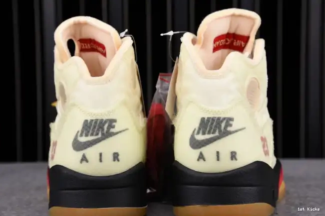 1st Kicks Jordan 5 DH8565-100 OFF-WHITE Retro Sail 0606